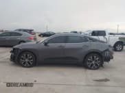 ✅ 2024 Toyota Crown XLE • VIN: JTDAAAAFXR3018186 • Lot: 42465686. Wystawiony na IAAI z przebiegiem 19 776 mil. Bezpłatny archiwum sprzedaży aukcyjnych z USA i szczegółowy raport historii pojazdu na DreamBid. Zdjęcie 15.