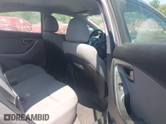 ✅ 2011 Hyundai Elantra GLS • VIN: KMHDH4AE6BU082805 • Lot: 42959953. Listed on IAAI with 191,255 mi. Free auction sales archive from the USA and detailed vehicle history report at DreamBid. Image 8.