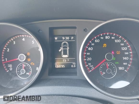 ✅ 2013 Volkswagen Golf GTI Driver's Edition • VIN: WVWHV7AJ2DW135293 • Лот: 42054437. Опубликован ранее на IAAI с пробегом 134 795 миль. Бесплатный доступ к архиву аукционных продаж из США и подробный отчёт об истории автомобиля на DreamBid. Изображение 7.