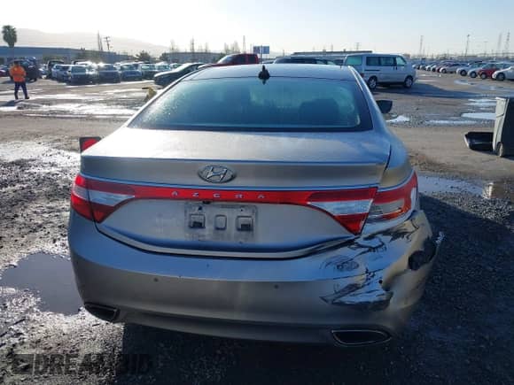 ✅ 2013 Hyundai Azera • VIN: KMHFH4JG3DA230844 • Lot: 41817997. Wystawiony na IAAI z przebiegiem 129 163 mil mil. Skorzystaj z bezpłatnego archiwum sprzedaży aukcyjnych z USA i zobacz szczegółowy raport historii pojazdu na DreamBid. Zdjęcie 17.