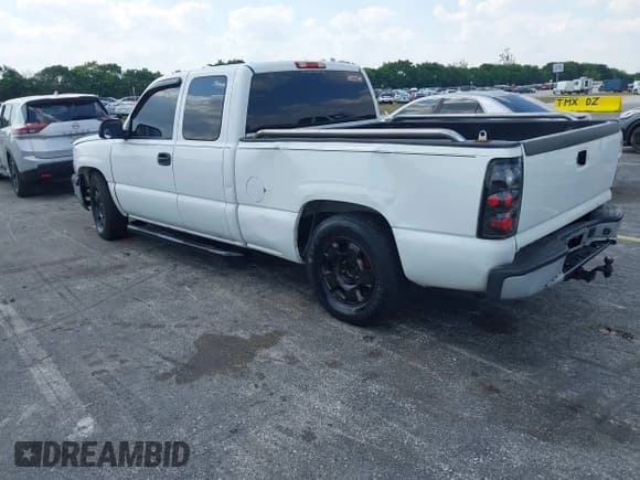 ✅ 2007 Chevrolet Silverado 1500 Work Truck • VIN: 1GCEC19X87Z119634 • Lot: 42059119. Listed on IAAI with 231,318 mi. Free auction sales archive from the USA and detailed vehicle history report at DreamBid. Image 3.
