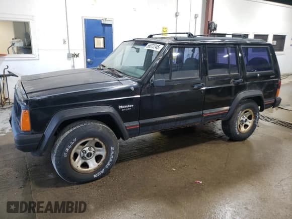 ✅ 1996 Jeep Cherokee Sport • VIN: 1J4FJ68S8TL206082 • Lot: 56072245. Listed on Copart with 207,234 mi. Free auction sales archive from the USA and detailed vehicle history report at DreamBid. Image 1.