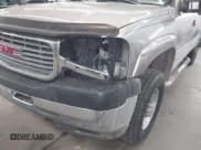 ✅ 2001 GMC Sierra 2500HD SLE • VIN: 1GTHK29U31E264655 • Lot: 41908928. Listed on IAAI with 269,640 mi. Free auction sales archive from the USA and detailed vehicle history report at DreamBid. Image 6.