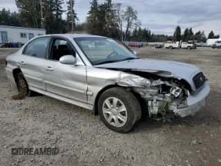 2003 Hyundai Sonata с VIN KMHWF25S03A881792, выставлен на аукционе Copart как лот 43432105 с пробегом 135 706 миль миль и Списание • Salvage title. История ставок и продаж доступна на DreamBid. Изображение 4.