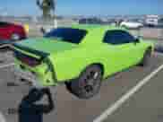 2015 Dodge Challenger R/T Scat Pack z VIN 2C3CDZFJ5FH714253, wystawiony jako IAAI lot #43095087 z przebiegiem 141 196 mil mil oraz . Historia ofert i sprzedaży dostępna na DreamBid. Obrazek 4.