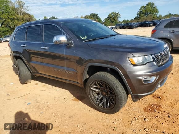 ✅ 2017 Jeep Grand Cherokee Limited • VIN: 1C4RJFBG0HC867216 • Lot: 82219425. Listed on Copart with 145,884 mi. Free auction sales archive from the USA and detailed vehicle history report at DreamBid. Image 4.