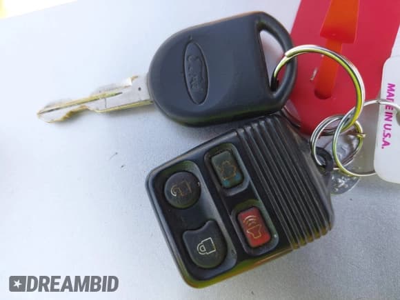 ✅ 2007 Ford Mustang GT Deluxe • VIN: 1ZVFT82H375255531 • Lot: 42159077. Listed on IAAI with 158,223 mi. Free auction sales archive from the USA and detailed vehicle history report at DreamBid. Image 11.