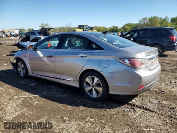 ✅ 2011 Hyundai Sonata Hybrid • VIN: KMHEC4A47BA007722 • Лот: 85583145. Опубликован ранее на Copart с пробегом Не указан. Бесплатный доступ к архиву аукционных продаж из США и подробный отчёт об истории автомобиля на DreamBid. Изображение 2.