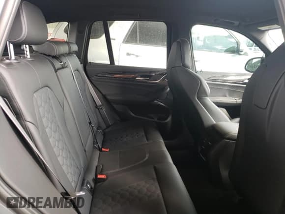 ✅ 2022 BMW X3 M • VIN: 5YM13EC0XN9M66145 • Лот: 39769893. Опубликован ранее на Copart с пробегом 1 682 миль. Бесплатный доступ к архиву аукционных продаж из США и подробный отчёт об истории автомобиля на DreamBid. Изображение 11.