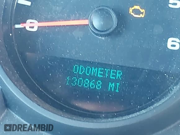 ✅ 2013 Chevrolet Silverado 1500 LS • VIN: 1GCRKREA3DZ142805 • Lot: 43414915. Wystawiony na IAAI z przebiegiem 130 868 mil. Bezpłatny archiwum sprzedaży aukcyjnych z USA i szczegółowy raport historii pojazdu na DreamBid. Zdjęcie 15.