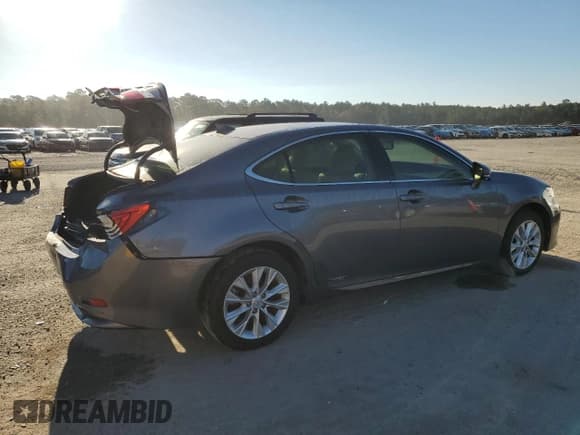 ✅ 2015 Lexus ES 300h • VIN: JTHBW1GG3F2091857 • Лот: 87357495. Опубликован ранее на Copart с пробегом 143 704 миль. Бесплатный доступ к архиву аукционных продаж из США и подробный отчёт об истории автомобиля на DreamBid. Изображение 3.