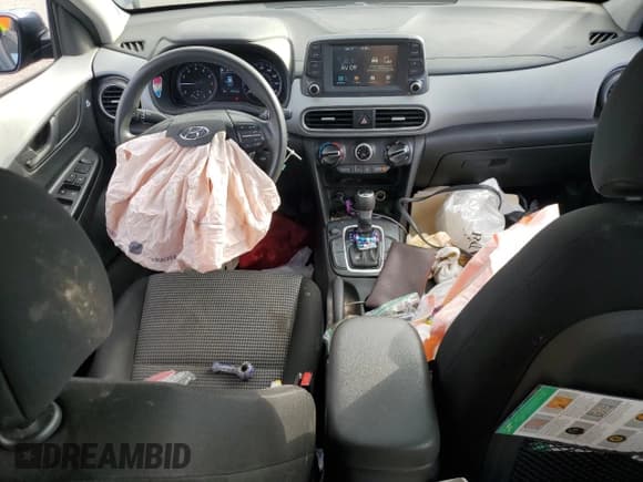 ✅ 2020 Hyundai Kona SE • VIN: KM8K12AA8LU545297 • Лот: 83842115. Опубликован ранее на Copart с пробегом 109 513 миль. Бесплатный доступ к архиву аукционных продаж из США и подробный отчёт об истории автомобиля на DreamBid. Изображение 8.