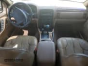 ✅ 2000 Jeep Grand Cherokee Laredo • VIN: 1J4GW48N0YC210235 • Lot: 60558905. Listed on Copart with 131,108 mi. Free auction sales archive from the USA and detailed vehicle history report at DreamBid. Image 8.