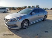 ✅ 2015 Hyundai Sonata Sport • VIN: 5NPE34AB7FH067484 • Lot: 64378815. Wystawiony na Copart z przebiegiem 117 252 mil. Bezpłatny archiwum sprzedaży aukcyjnych z USA i szczegółowy raport historii pojazdu na DreamBid. Zdjęcie 1.