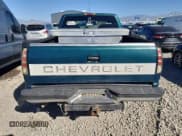 ✅ 1996 Chevrolet Silverado 1500 • VIN: 1GCEK19R8TE248821 • Lot: 82132615. Wystawiony na Copart z przebiegiem 291 896 mil. Bezpłatny archiwum sprzedaży aukcyjnych z USA i szczegółowy raport historii pojazdu na DreamBid. Zdjęcie 6.