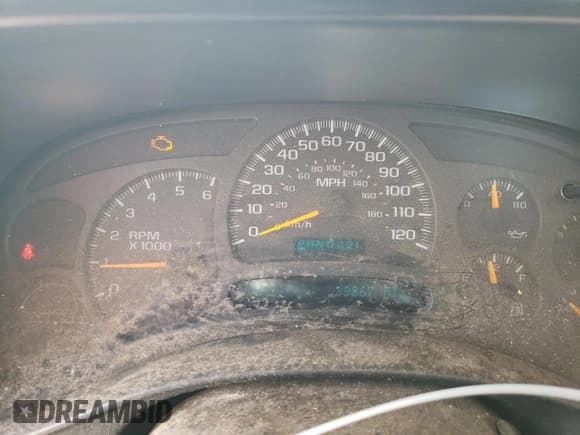 ✅ 2004 Chevrolet Silverado 1500 Work Truck • VIN: 1GCEC14X24Z123245 • Лот: 65337994. Опубликован ранее на Copart с пробегом 139 867 миль. Бесплатный доступ к архиву аукционных продаж из США и подробный отчёт об истории автомобиля на DreamBid. Изображение 9.