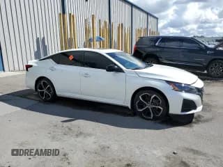 ✅ 2023 Nissan Altima SR • VIN: 1N4BL4CV1PN341649 • Lot: 86877575. Wystawiony na Copart z przebiegiem 37 368 mil. Bezpłatny archiwum sprzedaży aukcyjnych z USA i szczegółowy raport historii pojazdu na DreamBid. Zdjęcie 1.