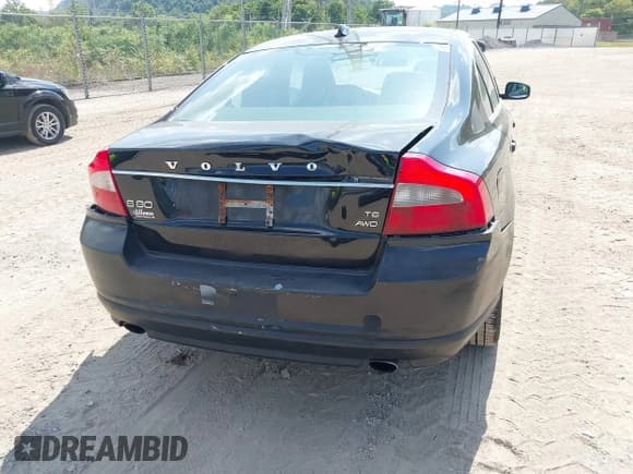 ✅ 2009 Volvo S80 I6 Turbo • VIN: YV1AH992091091035 • Лот: 42913055. Опубликован ранее на IAAI с пробегом 137 566 миль. Бесплатный доступ к архиву аукционных продаж из США и подробный отчёт об истории автомобиля на DreamBid. Изображение 6.