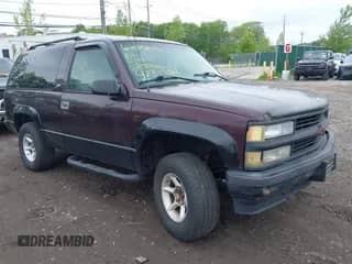 1996 Chevrolet Tahoe с VIN 3GNEK18R1TG132071, выставлен на аукционе IAAI как лот 42397004 с пробегом 127 126 миль миль и . История ставок и продаж доступна на DreamBid. Изображение 1.