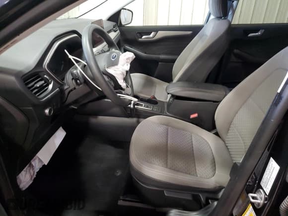 ✅ 2021 Ford Escape SE • VIN: 1FMCU9G6XMUA02896 • Lot: 93458245. Listed on Copart with 51,679 mi. Free auction sales archive from the USA and detailed vehicle history report at DreamBid. Image 7.