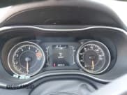 ✅ 2020 Jeep Cherokee Latitude • VIN: 1C4PJLCB2LD634305 • Lot: 43126596. Wystawiony na IAAI z przebiegiem 68 210 mil. Bezpłatny archiwum sprzedaży aukcyjnych z USA i szczegółowy raport historii pojazdu na DreamBid. Zdjęcie 7.