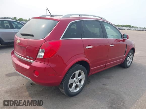 ✅ 2013 Chevrolet Captiva Sport LTZ • VIN: 3GNAL4EK5DS578548 • Lot: 42369116. Wystawiony na IAAI z przebiegiem 129 061 mil. Bezpłatny archiwum sprzedaży aukcyjnych z USA i szczegółowy raport historii pojazdu na DreamBid. Zdjęcie 4.