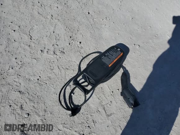 ✅ 2014 Chevrolet Volt • VIN: 1G1RA6E42EU131488 • Lot: 83413064. Wystawiony na Copart z przebiegiem 167 205 mil. Bezpłatny archiwum sprzedaży aukcyjnych z USA i szczegółowy raport historii pojazdu na DreamBid. Zdjęcie 12.