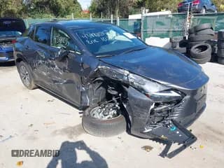 ✅ 2025 Lexus RZ 450e Premium • VIN: JTJAAAAB6SA029942 • Lot: 43481035. Listed on IAAI with 3,807 mi. Free auction sales archive from the USA and detailed vehicle history report at DreamBid. Image 6.