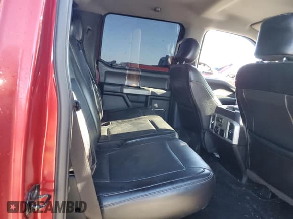 ✅ 2017 Ford F-150 XLT • VIN: 1FTEW1CG3HKE45867 • Lot: 83928075. Wystawiony na Copart z przebiegiem 120 102 mil. Bezpłatny archiwum sprzedaży aukcyjnych z USA i szczegółowy raport historii pojazdu na DreamBid. Zdjęcie 10.