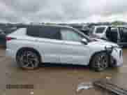 2023 Mitsubishi Outlander SEL с VIN JA4J3VA80PZ022027, выставлен на аукционе IAAI как лот 42180028 с пробегом 13 676 миль миль и . История ставок и продаж доступна на DreamBid. Изображение 13.