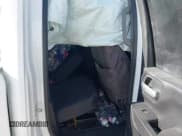 ✅ 2024 Chevrolet Silverado 2500HD Work Truck • VIN: 1GC2YLE76RF414337 • Lot: 41369545. Wystawiony na IAAI z przebiegiem 9 707 mil. Bezpłatny archiwum sprzedaży aukcyjnych z USA i szczegółowy raport historii pojazdu na DreamBid. Zdjęcie 8.