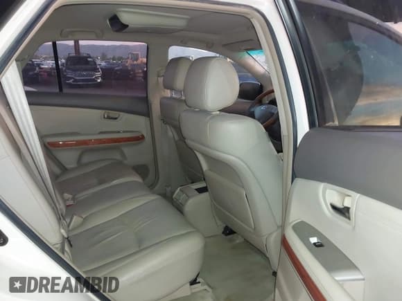 ✅ 2004 Lexus RX 330 • VIN: JTJGA31U240013298 • Лот: 43608197. Опубликован ранее на IAAI с пробегом 216 071 миль. Бесплатный доступ к архиву аукционных продаж из США и подробный отчёт об истории автомобиля на DreamBid. Изображение 8.