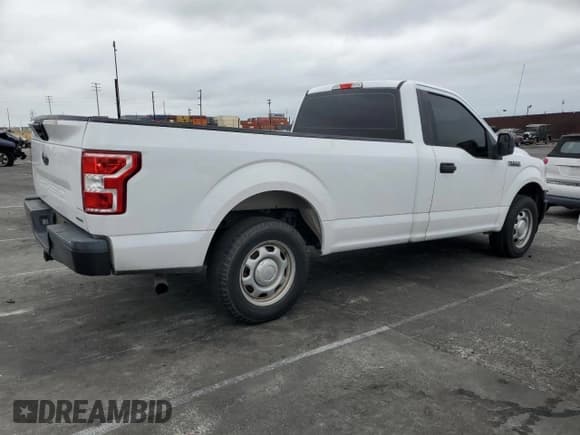 ✅ 2018 Ford F-150 XL • VIN: 1FTMF1CP8JKC64362 • Lot: 68926625. Listed on Copart with 227,895 mi. Free auction sales archive from the USA and detailed vehicle history report at DreamBid. Image 3.