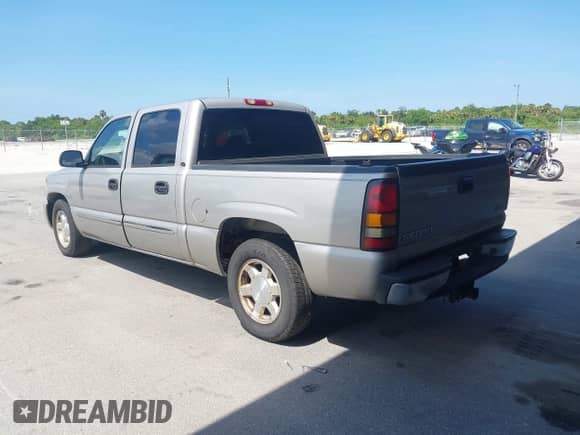 ✅ 2006 GMC Sierra 1500 SLE1 • VIN: 2GTEC13T061231132 • Lot: 42880583. Listed on IAAI with 278,022 mi. Free auction sales archive from the USA and detailed vehicle history report at DreamBid. Image 3.