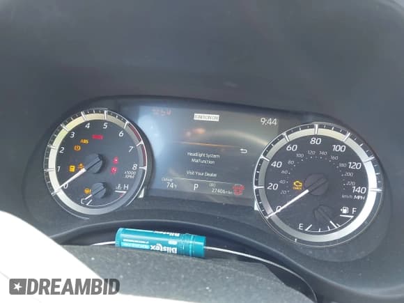 ✅ 2024 Toyota Highlander LE • VIN: 5TDKDRBHXRS536548 • Lot: 42390188. Wystawiony na IAAI z przebiegiem 27 406 mil. Bezpłatny archiwum sprzedaży aukcyjnych z USA i szczegółowy raport historii pojazdu na DreamBid. Zdjęcie 7.