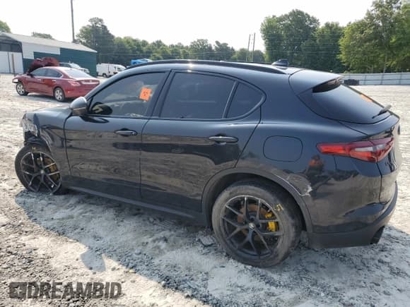 ✅ 2019 Alfa Romeo Stelvio Ti • VIN: ZASPAKBNXK7C70144 • Лот: 84588855. Опубликован ранее на Copart с пробегом Не указан. Бесплатный доступ к архиву аукционных продаж из США и подробный отчёт об истории автомобиля на DreamBid. Изображение 2.