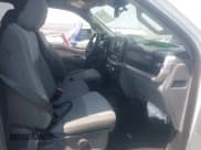 ✅ 2023 Ford F-150 XL • VIN: 1FTEW1CP4PKD24635 • Lot: 42461077. Wystawiony na IAAI z przebiegiem 49 559 mil. Bezpłatny archiwum sprzedaży aukcyjnych z USA i szczegółowy raport historii pojazdu na DreamBid. Zdjęcie 5.