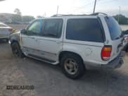 ✅ 1998 Ford Explorer XLT • VIN: 1FMZU32P9WZC01127 • Lot: 42310558. Wystawiony na IAAI z przebiegiem Nie podano. Bezpłatny archiwum sprzedaży aukcyjnych z USA i szczegółowy raport historii pojazdu na DreamBid. Zdjęcie 3.