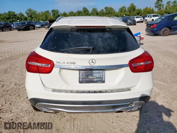 ✅ 2017 Mercedes-Benz GLA 250 • VIN: WDCTG4EB1HJ311303 • Lot: 81831845. Wystawiony na Copart z przebiegiem 104 468 mil. Bezpłatny archiwum sprzedaży aukcyjnych z USA i szczegółowy raport historii pojazdu na DreamBid. Zdjęcie 6.