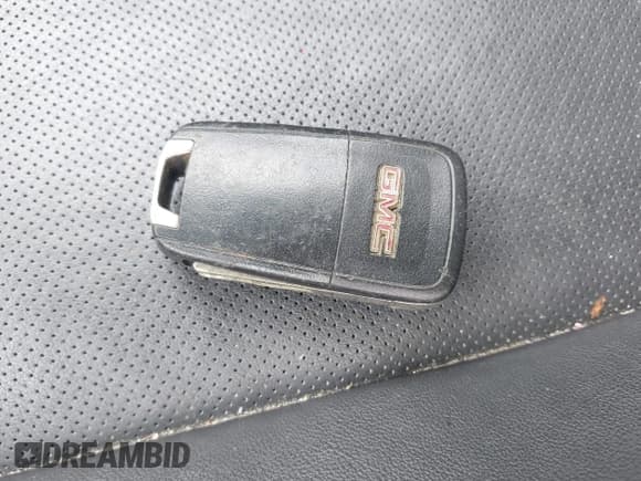 ✅ 2012 GMC Terrain SLT-1 • VIN: 2GKALUEK9C6383210 • Lot: 43549838. Wystawiony na IAAI z przebiegiem 194 500 mil. Bezpłatny archiwum sprzedaży aukcyjnych z USA i szczegółowy raport historii pojazdu na DreamBid. Zdjęcie 11.