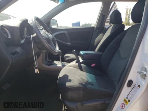 ✅ 2008 Toyota RAV4 Sport • VIN: JTMZD32V286062403 • Lot: 54089405. Listed on Copart with 189,596 mi. Free auction sales archive from the USA and detailed vehicle history report at DreamBid. Image 7.