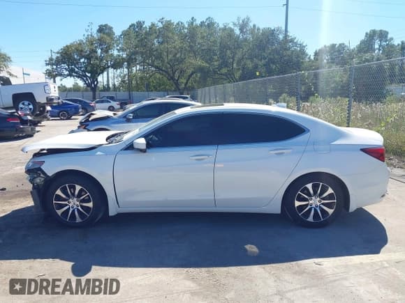 ✅ 2015 Acura TLX Technology • VIN: 19UUB1F57FA018908 • Lot: 43397566. Listed on IAAI with 123,015 mi. Free auction sales archive from the USA and detailed vehicle history report at DreamBid. Image 15.
