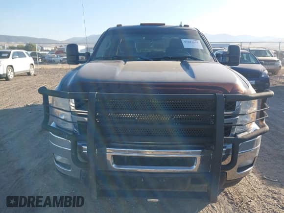 ✅ 2011 Chevrolet Silverado 2500HD LTZ • VIN: 1GC1KYC82BF152084 • Лот: 43281621. Опубликован ранее на IAAI с пробегом 163 157 миль. Бесплатный доступ к архиву аукционных продаж из США и подробный отчёт об истории автомобиля на DreamBid. Изображение 12.