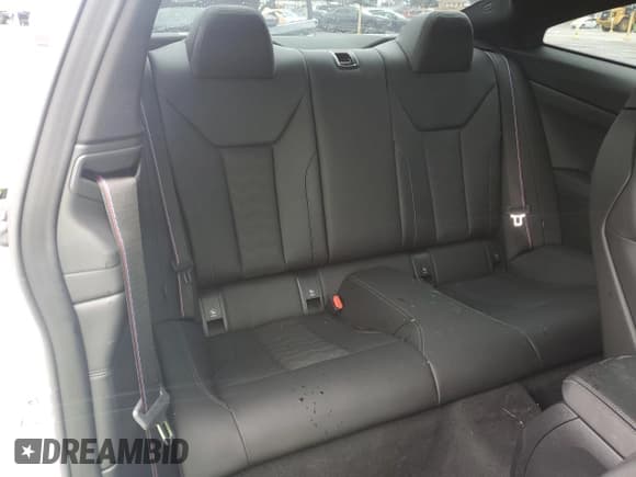 ✅ 2025 BMW M4 Competition xDrive • VIN: WBS33HK08SCU80430 • Lot: 86729915. Listed on Copart with 5,523 mi. Free auction sales archive from the USA and detailed vehicle history report at DreamBid. Image 10.