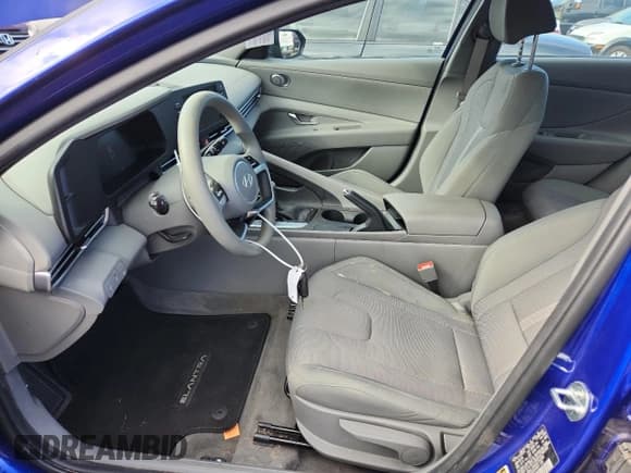 ✅ 2024 Hyundai Elantra SE • VIN: KMHLL4DG6RU743489 • Lot: 82357585. Listed on Copart with 19,166 mi. Free auction sales archive from the USA and detailed vehicle history report at DreamBid. Image 7.