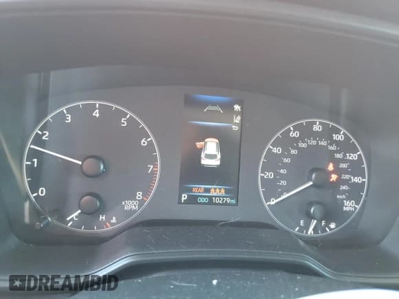 ✅ 2024 Toyota Corolla Cross LE • VIN: 7MUCAAAG1RV079044 • Lot: 85704625. Wystawiony na Copart z przebiegiem 10 279 mil. Bezpłatny archiwum sprzedaży aukcyjnych z USA i szczegółowy raport historii pojazdu na DreamBid. Zdjęcie 9.