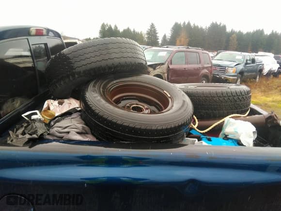 ✅ 2002 Dodge Dakota SLT • VIN: 1B7HG48N82S725133 • Лот: 41025253. Опубликован ранее на IAAI с пробегом Не указан. Бесплатный доступ к архиву аукционных продаж из США и подробный отчёт об истории автомобиля на DreamBid. Изображение 14.