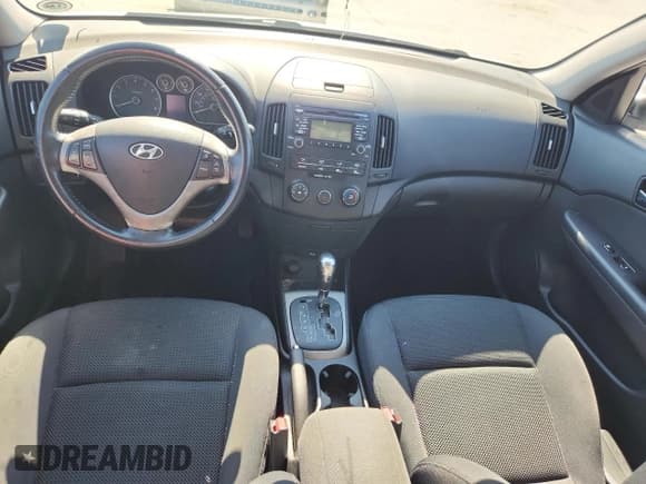 ✅ 2009 Hyundai Elantra Touring • VIN: KMHDC86E69U033158 • Lot: 82383955. Wystawiony na Copart z przebiegiem 97 775 mil. Bezpłatny archiwum sprzedaży aukcyjnych z USA i szczegółowy raport historii pojazdu na DreamBid. Zdjęcie 8.