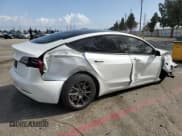 ✅ 2023 Tesla Model 3 • VIN: 5YJ3E1EA5PF486726 • Lot: 51659655. Wystawiony na Copart z przebiegiem 14 632 mil. Bezpłatny archiwum sprzedaży aukcyjnych z USA i szczegółowy raport historii pojazdu na DreamBid. Zdjęcie 3.