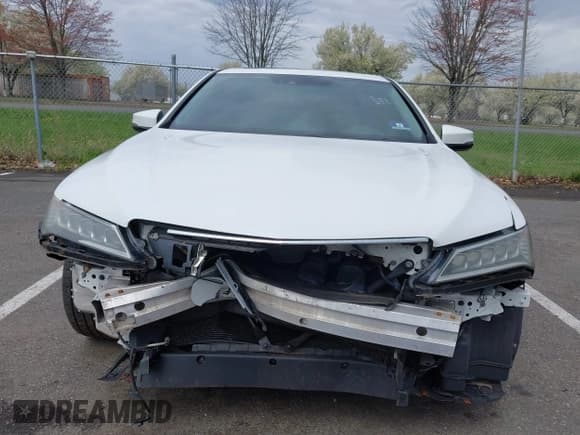 ✅ 2016 Acura TLX Technology • VIN: 19UUB1F56GA013295 • Lot: 42011330. Listed on IAAI with 98,256 mi. Free auction sales archive from the USA and detailed vehicle history report at DreamBid. Image 12.
